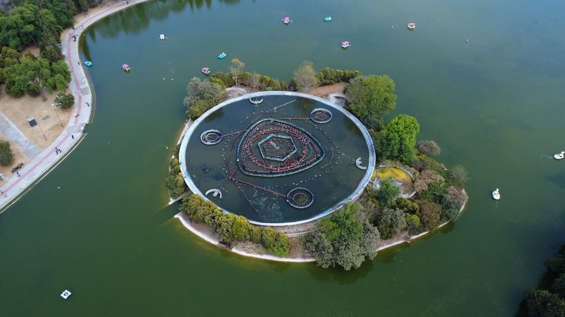 artificial lake project
