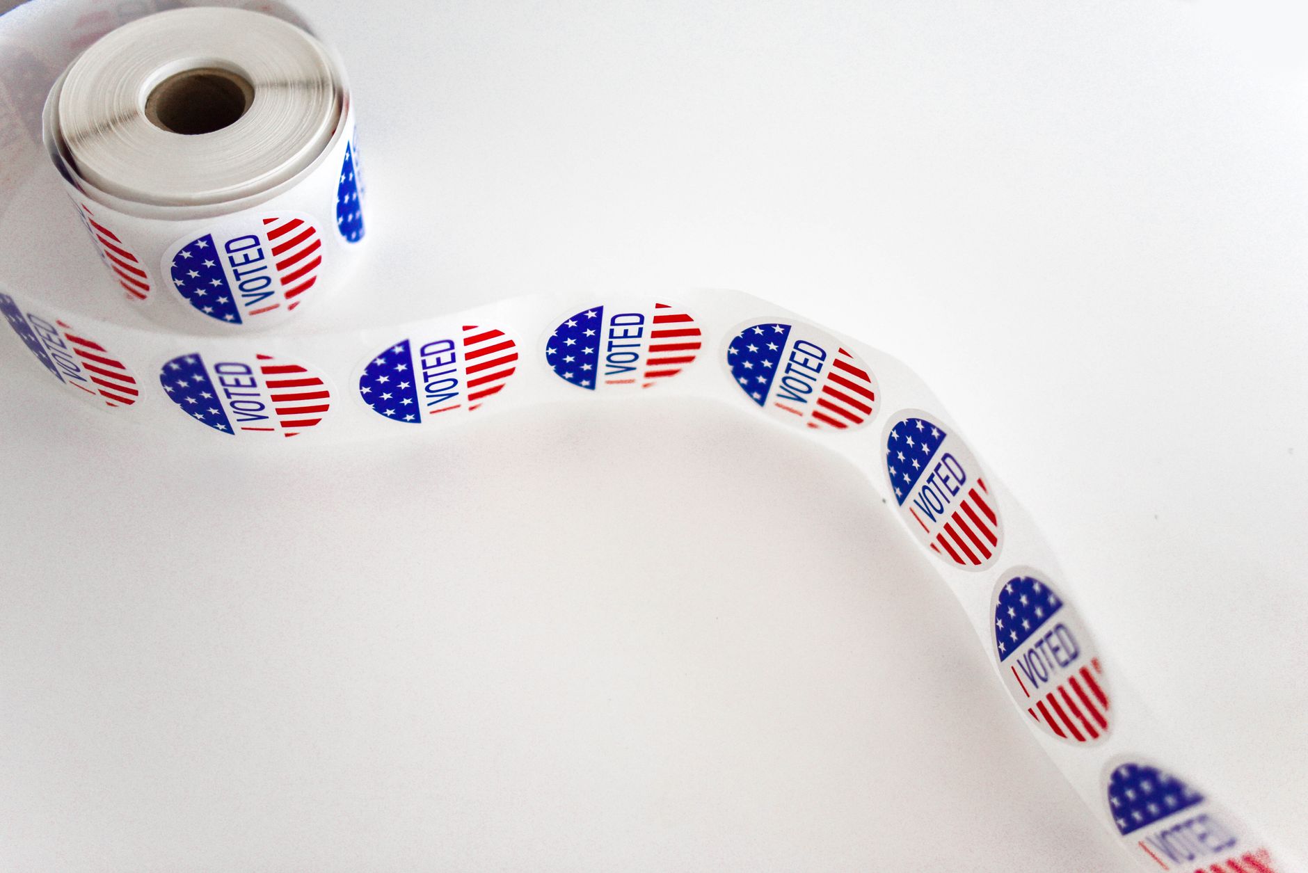 Voter roll fight escalates: Clear threats to California officials